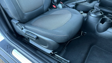 MINI Hatchback 1.5 Cooper Classic Premium 3dr Petrol Hatchback